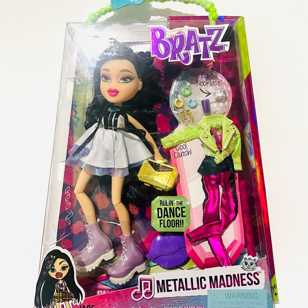 Bratz Metallic Madness Doll with Accessories